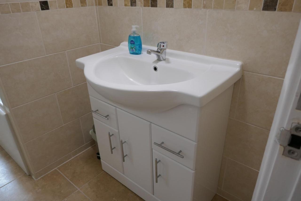 2 Bedroom House Walking Distance To City Centre With Free Parking Γιορκ Εξωτερικό φωτογραφία